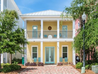 Great Destin Home 900 Yards to Beach Great Pool