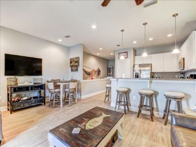 Destin Home 910982