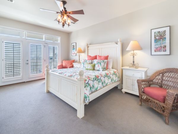 Lovely 6 Bedroom Vacation Home with Private Pool in Destin