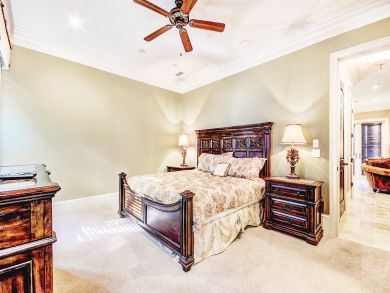 Destin Luxury 4 Bedroom Home 900 Yards to the Beach