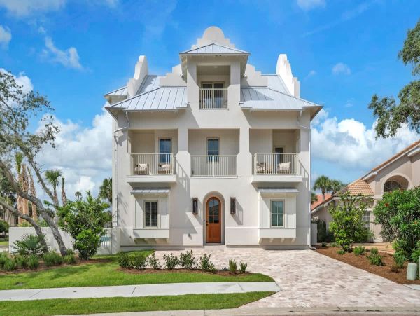 Luxurious Destin Vacation Rental with Private Pool - 7 king Bedrooms