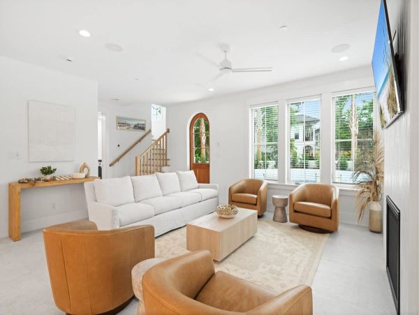 Luxurious Destin Vacation Rental with Private Pool - 7 king Bedrooms