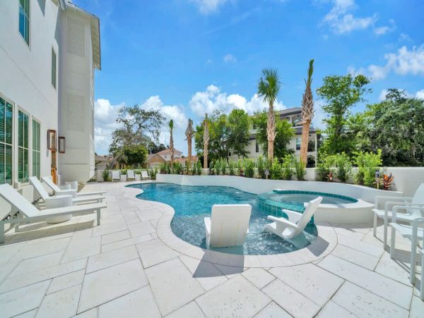 Luxurious Destin Vacation Rental with Private Pool - 7 king Bedrooms