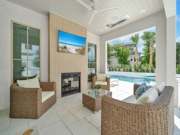 Luxurious Destin Vacation Rental with Private Pool - 7 king Bedrooms