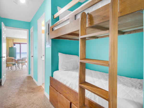 Destin 1 Bedroom Condo sleeps 6