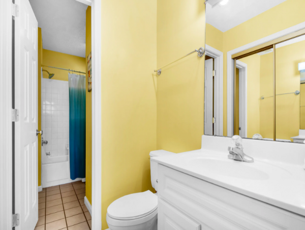 Destin 1 Bedroom Condo sleeps 6