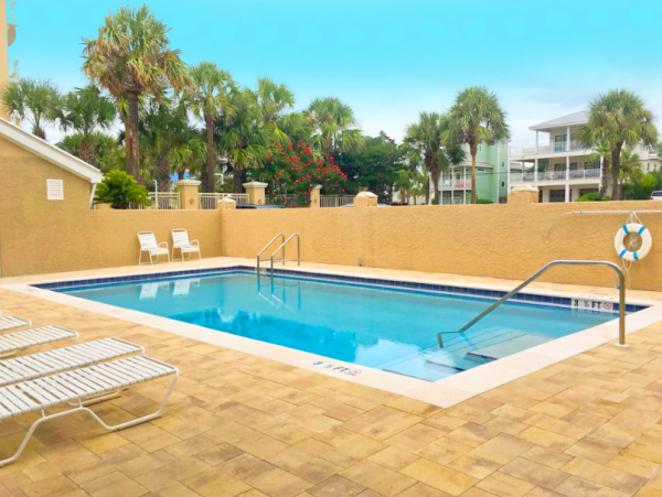 Destin 1 Bedroom Condo sleeps 6