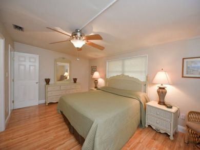 Siesta Key Condo 911047