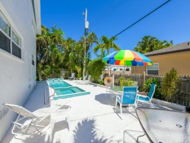 Siesta Key Vacation Condo Sleeps Six Guests