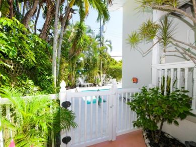 Siesta Key Vacation Condo Sleeps Six Guests