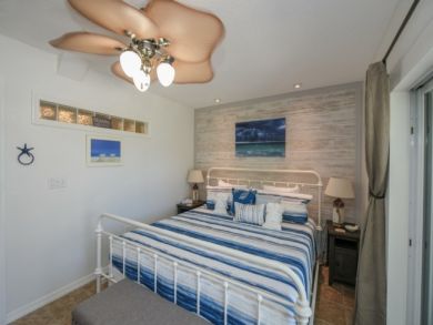 Siesta Key Vacation Condo Sleeps Six Guests