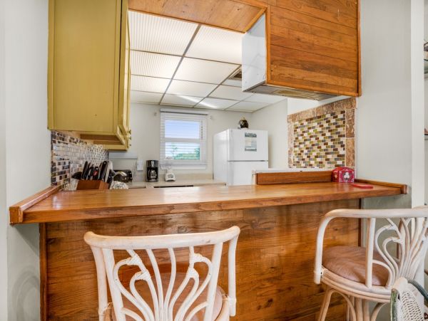 Beachfront Bliss on Okaloosa Island - 2 Bedroom Condo Sleeps 6