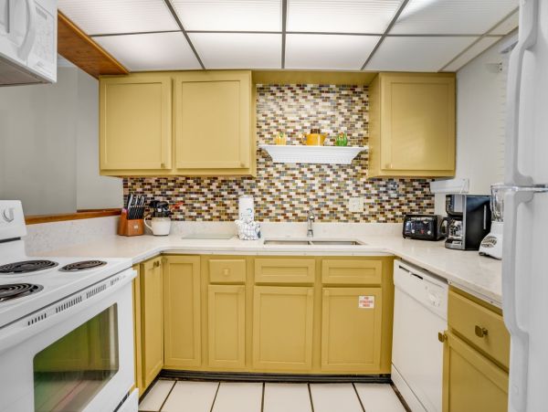 Beachfront Bliss on Okaloosa Island - 2 Bedroom Condo Sleeps 6