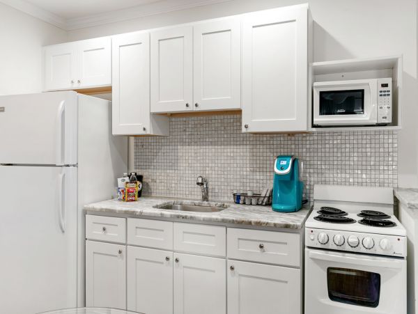 Two Bedroom Siesta Key Vacation Villa Close to Beach Sleeps 6