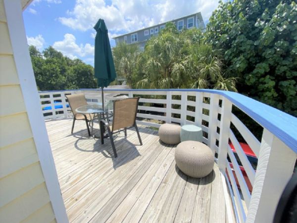 Beach Vacation Home In Siesta Key Six Guests Walk To Beach