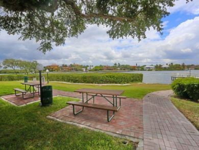 Siesta Key Condo 911102