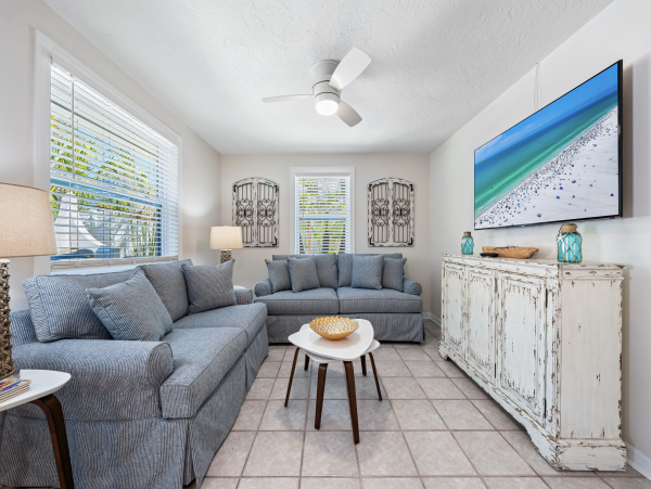 2 Bedroom Siesta Key Casita Stunning NEW ARRIVAL Walk to Village