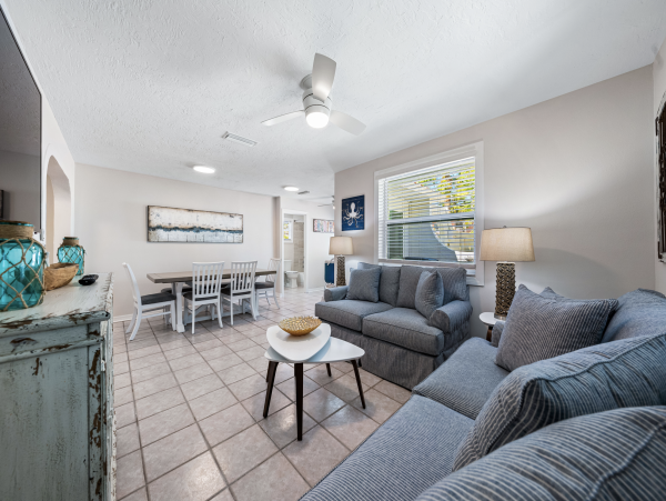 2 Bedroom Siesta Key Casita Stunning NEW ARRIVAL Walk to Village