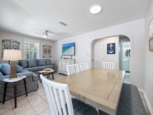 2 Bedroom Siesta Key Casita Stunning NEW ARRIVAL Walk to Village