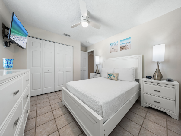2 Bedroom Siesta Key Casita Stunning NEW ARRIVAL Walk to Village