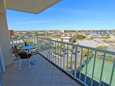 Okaloosa Island Three Bedroom Vacation Condo With Gulf VIews