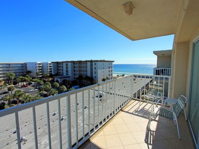 Okaloosa Island Three Bedroom Vacation Condo With Gulf VIews