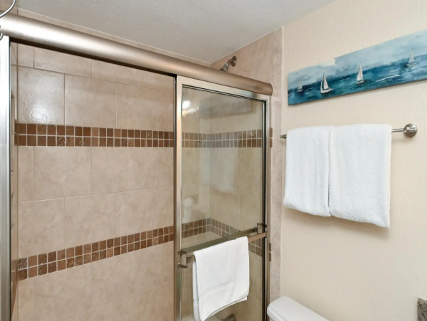 Siesta Key Vacation Rental Approx 50 Steps to Pool & Beach