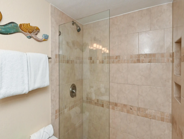 Siesta Key Vacation Rental Approx 50 Steps to Pool & Beach
