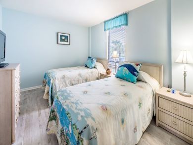 Panama City Beach 2 Bedroom Condo Rental On Beach Sleeps 6
