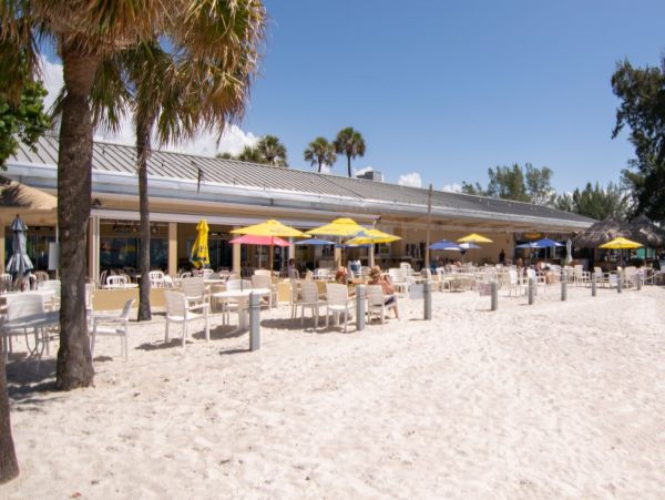 Holmes Beach 2 Bedroom Vacation Rental Condo