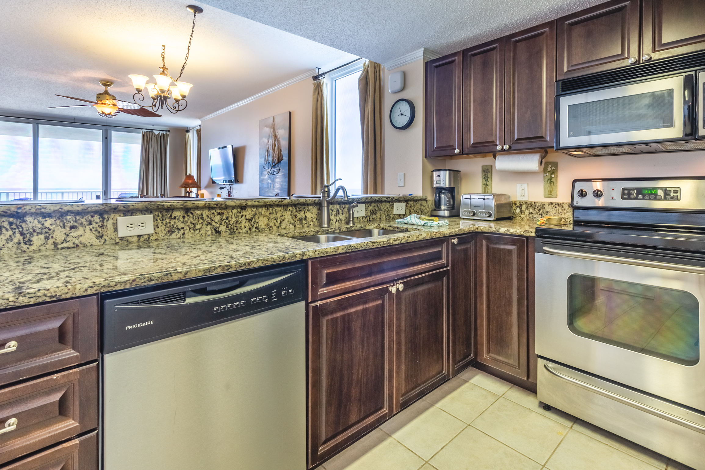 Panama City Beach Luxury Four Bedroom Beach Condo Sleeps 10