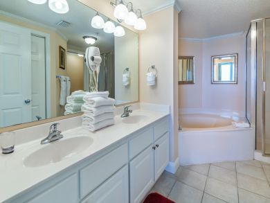 Panama City Beach Luxury Four Bedroom Beach Condo Sleeps 10