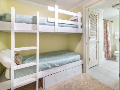 Panama City Beach Luxury Four Bedroom Beach Condo Sleeps 10