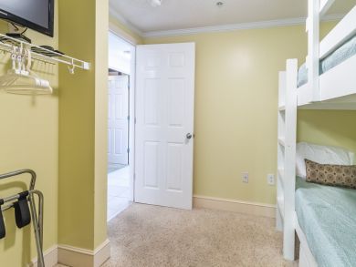 Panama City Beach Luxury Four Bedroom Beach Condo Sleeps 10