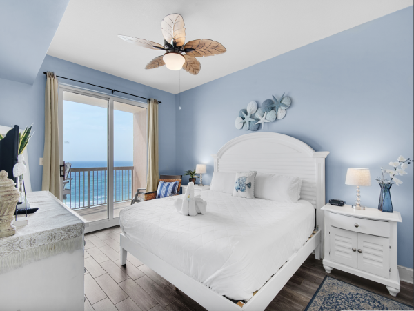 Panama City Beach Exceptional Getaway - 3 Bedroom Condo