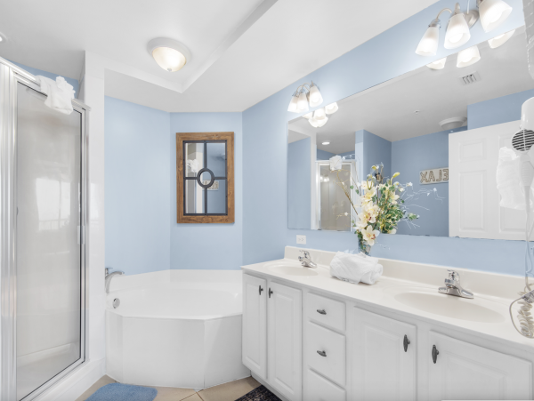 Panama City Beach Exceptional Getaway - 3 Bedroom Condo