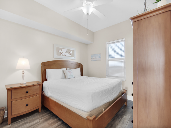 Panama City Beach Exceptional Getaway - 3 Bedroom Condo