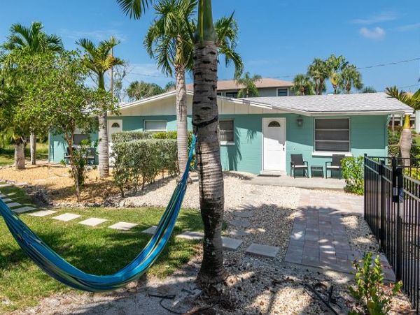 Holmes Beach Vacation Rental Two bedroom