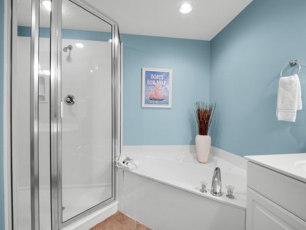 Panama City Beach Oceanfront Luxury Condo Rental 3-Bedroom Gulf View