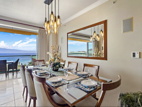 Uninterrupted Views of The Pacific Ocean Three Bedroom Condo