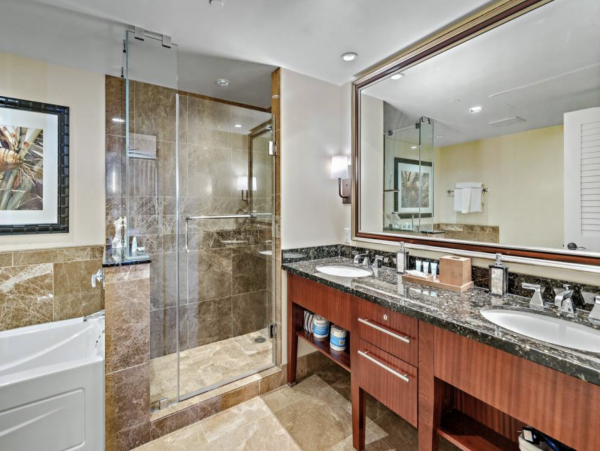 Uninterrupted Views of The Pacific Ocean Three Bedroom Condo
