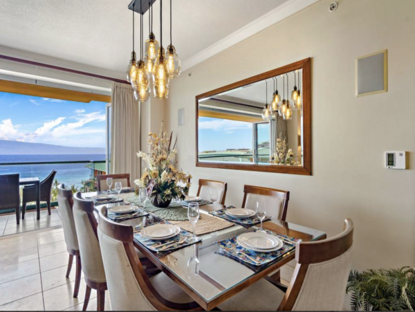 Uninterrupted Views of The Pacific Ocean Three Bedroom Condo