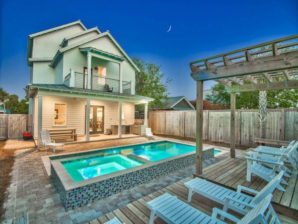 Luxury Destin Vacation Rental Home with Private Pool