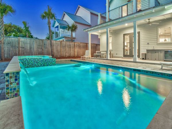 Luxury Destin Vacation Rental Home with Private Pool