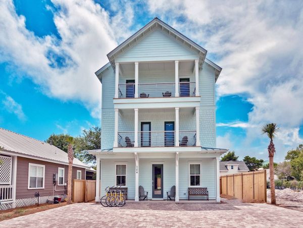 Luxury Destin Vacation Rental Home with Private Pool