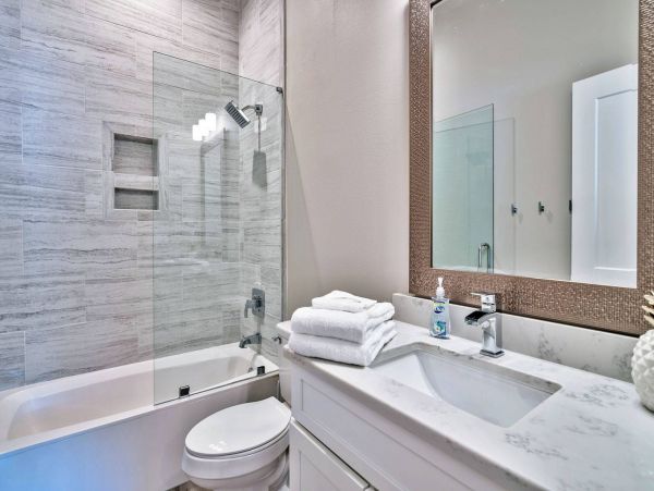 Luxury Destin Vacation Rental Home with Private Pool