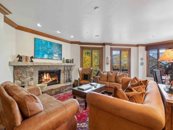 Ski in Ski out Luxury Four Bedroom Vacation Rental in Beaver Creek