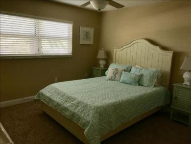 Two Bedroom CondoShort Walk to Beach Close to Siesta Village