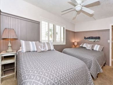 Siesta Key vacation Rental on Crescent Beach Remodeled.