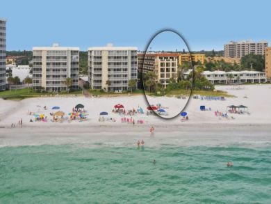 Siesta Key vacation Rental on Crescent Beach Remodeled.